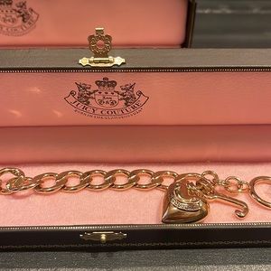 Juicy Couture Gold Banner Heart Charm Bracelet (1/2)